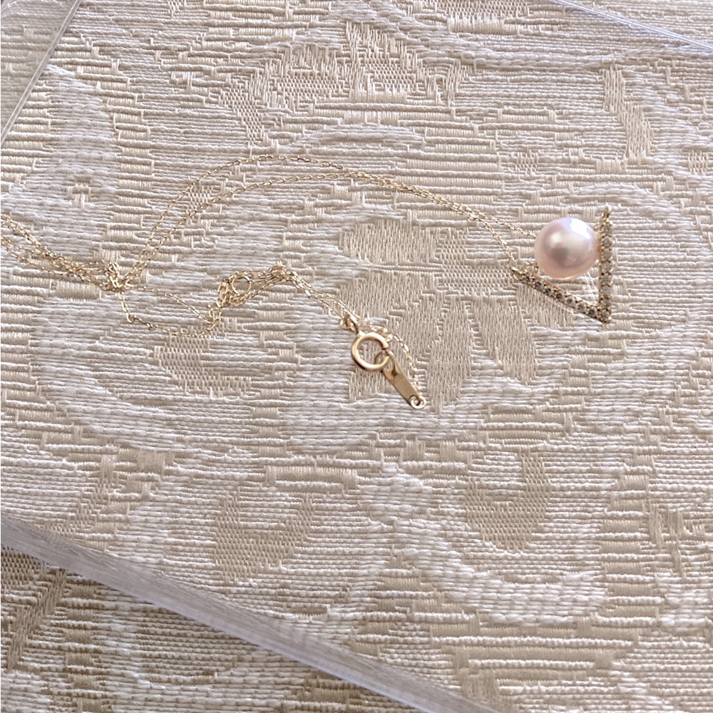 18K Solid Gold 5mm Akoya with 0.15 Natural Diamond 🎊🎊🎊Host Pick